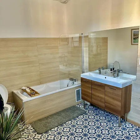 La Belle Echappee, Maison Chic Pres De Lille & Parc Barbieux Holiday home Roubaix